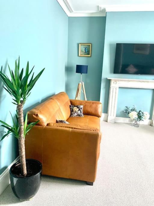 Дом отдыха Lovely 3 Bed House In The Heart Of